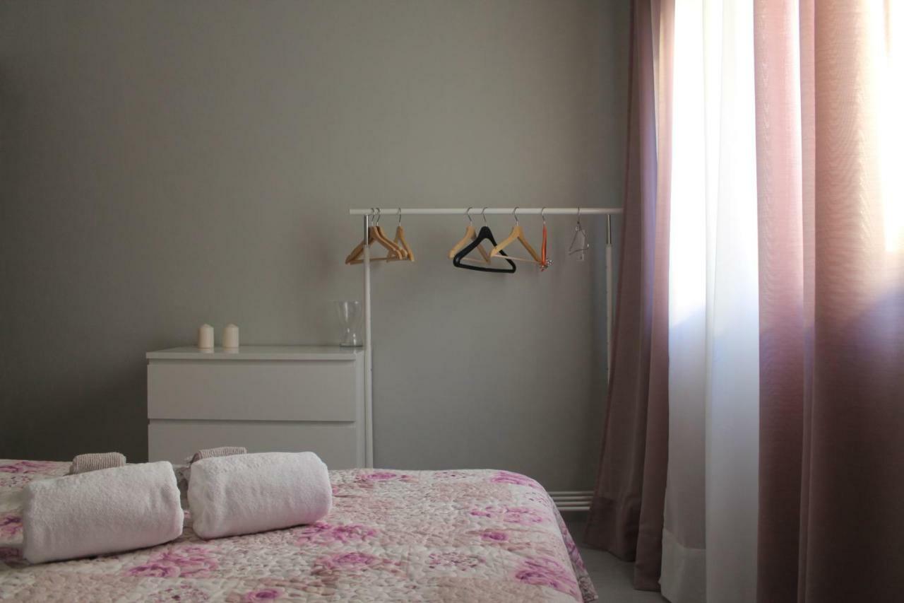 Dom Ruas Apartment เปโซดาเรกวา ภายนอก รูปภาพ